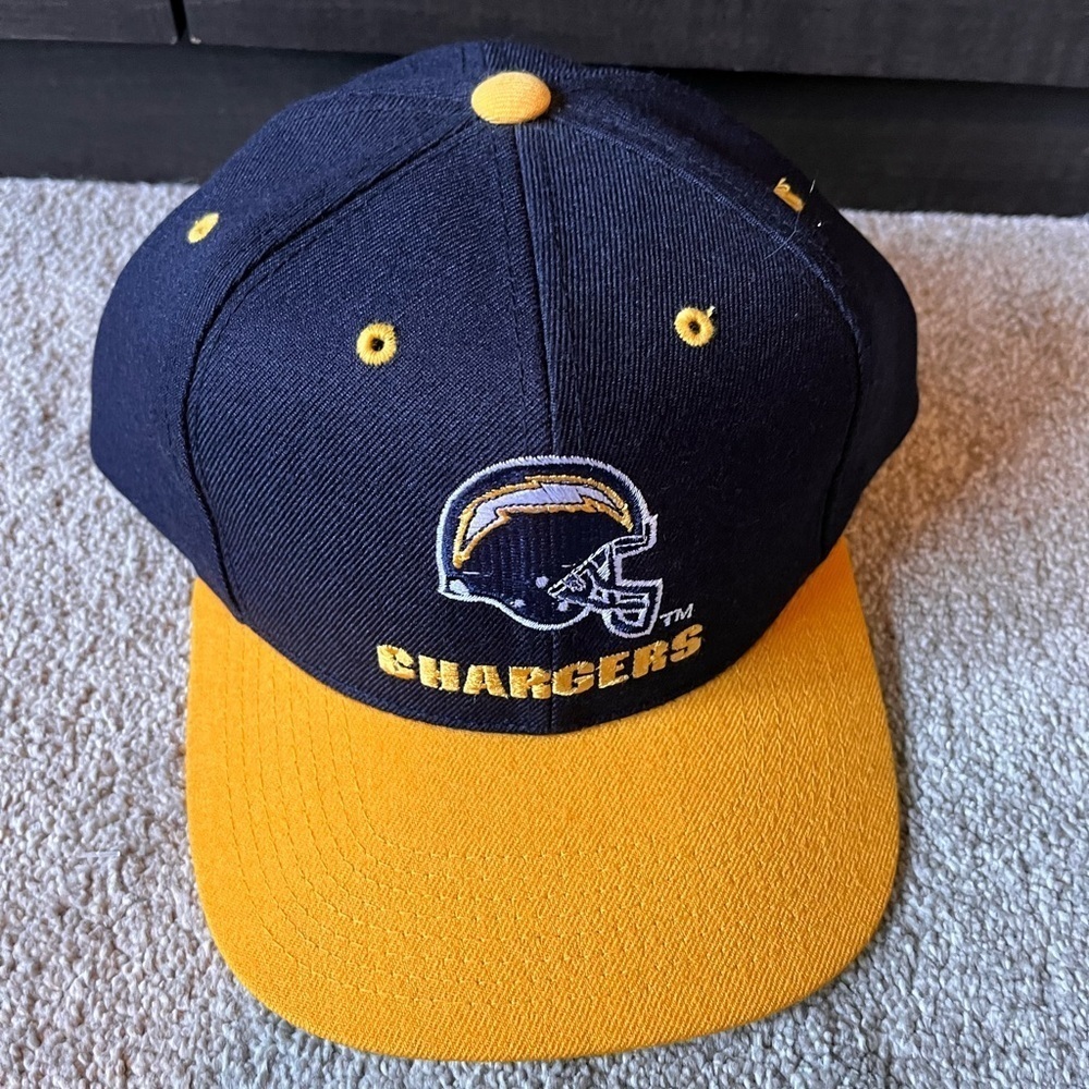Rare Vintage San Diego Chargers 90’s NFL SnapBack Hat Deadstock Grail